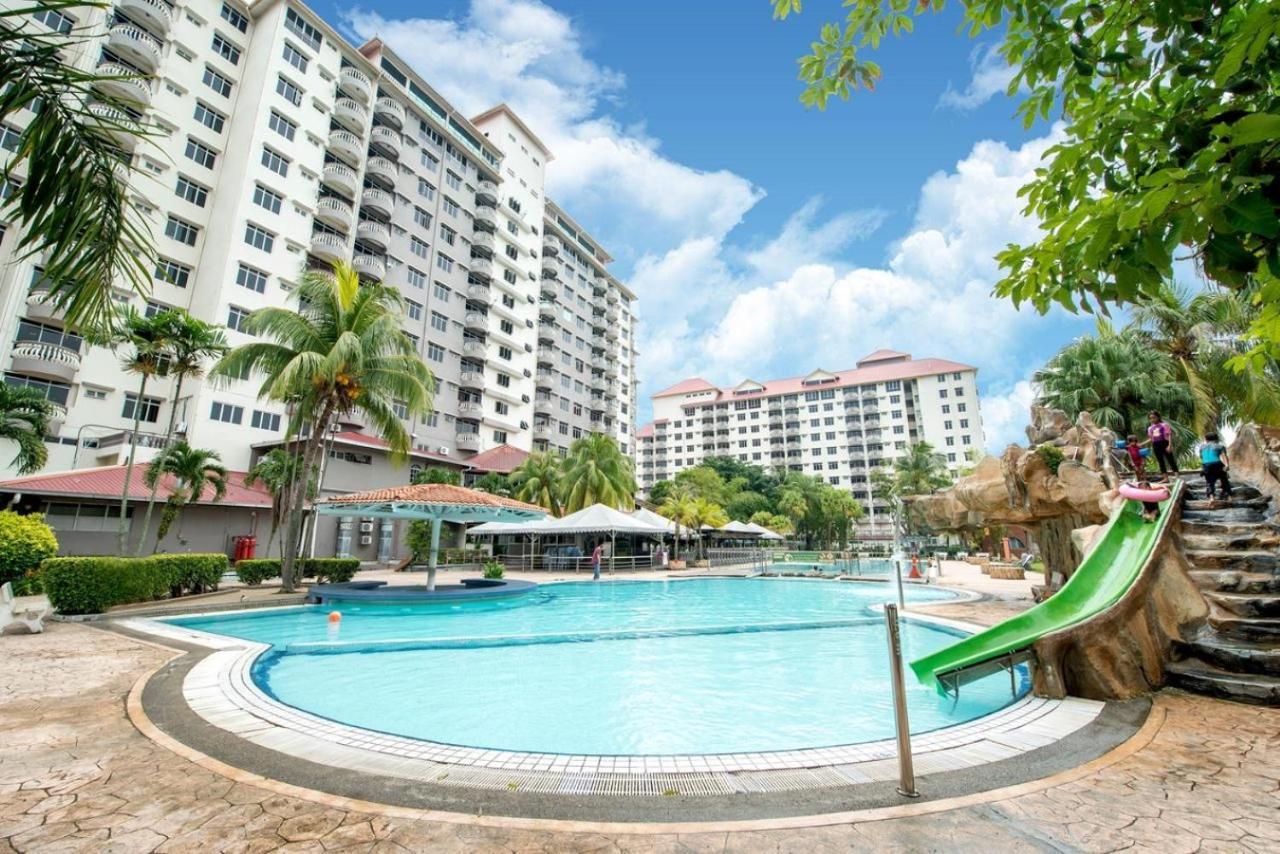 Maison Seaview Suites Port Dickson Exterior foto