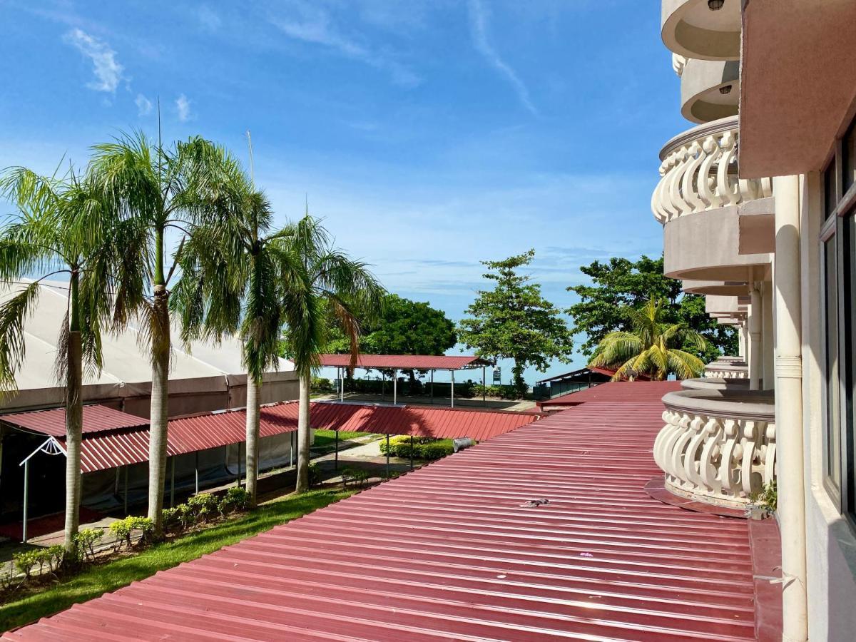 Maison Seaview Suites Port Dickson Exterior foto