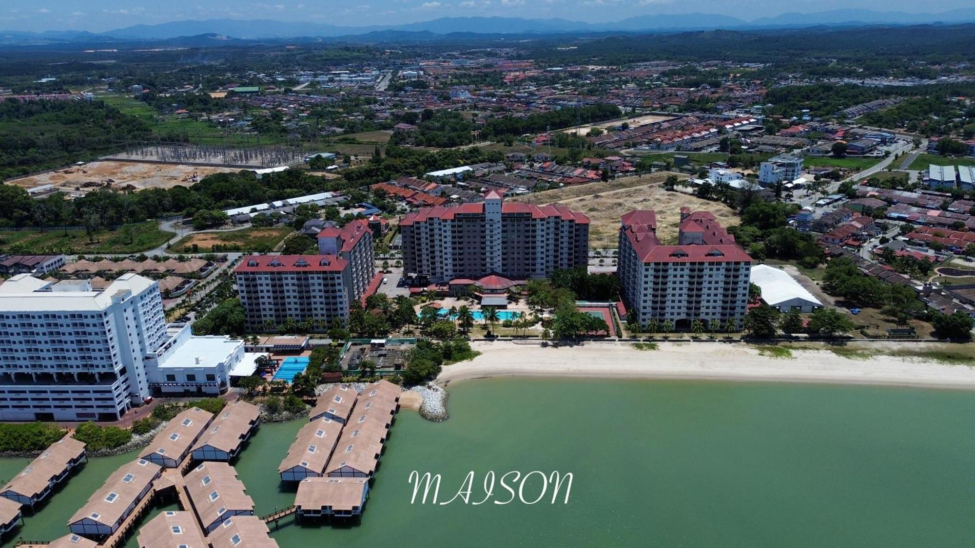 Maison Seaview Suites Port Dickson Exterior foto