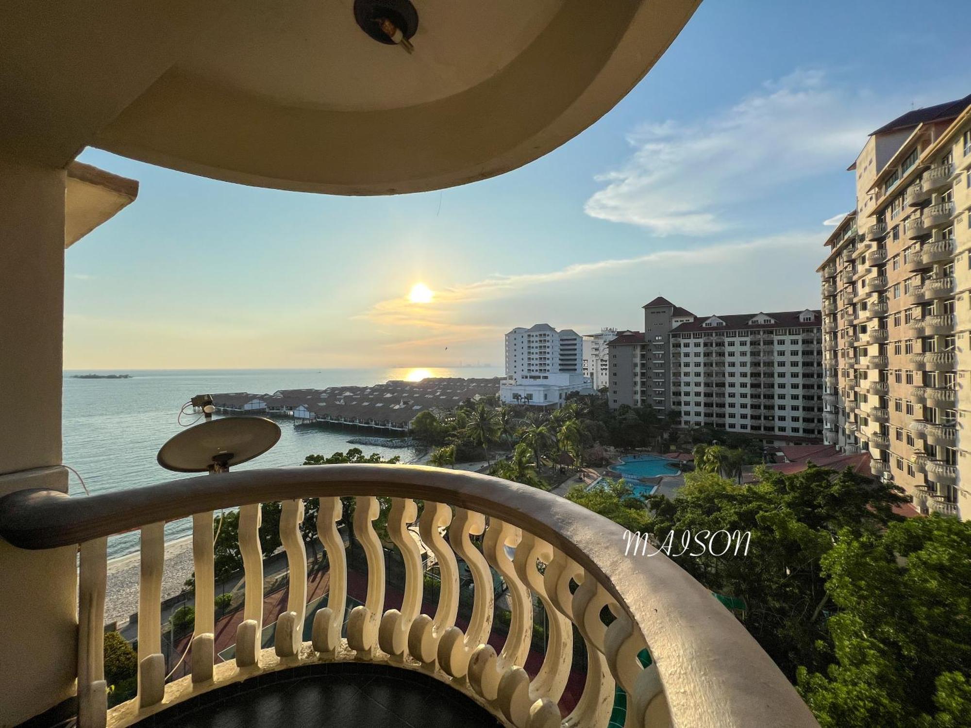 Maison Seaview Suites Port Dickson Exterior foto